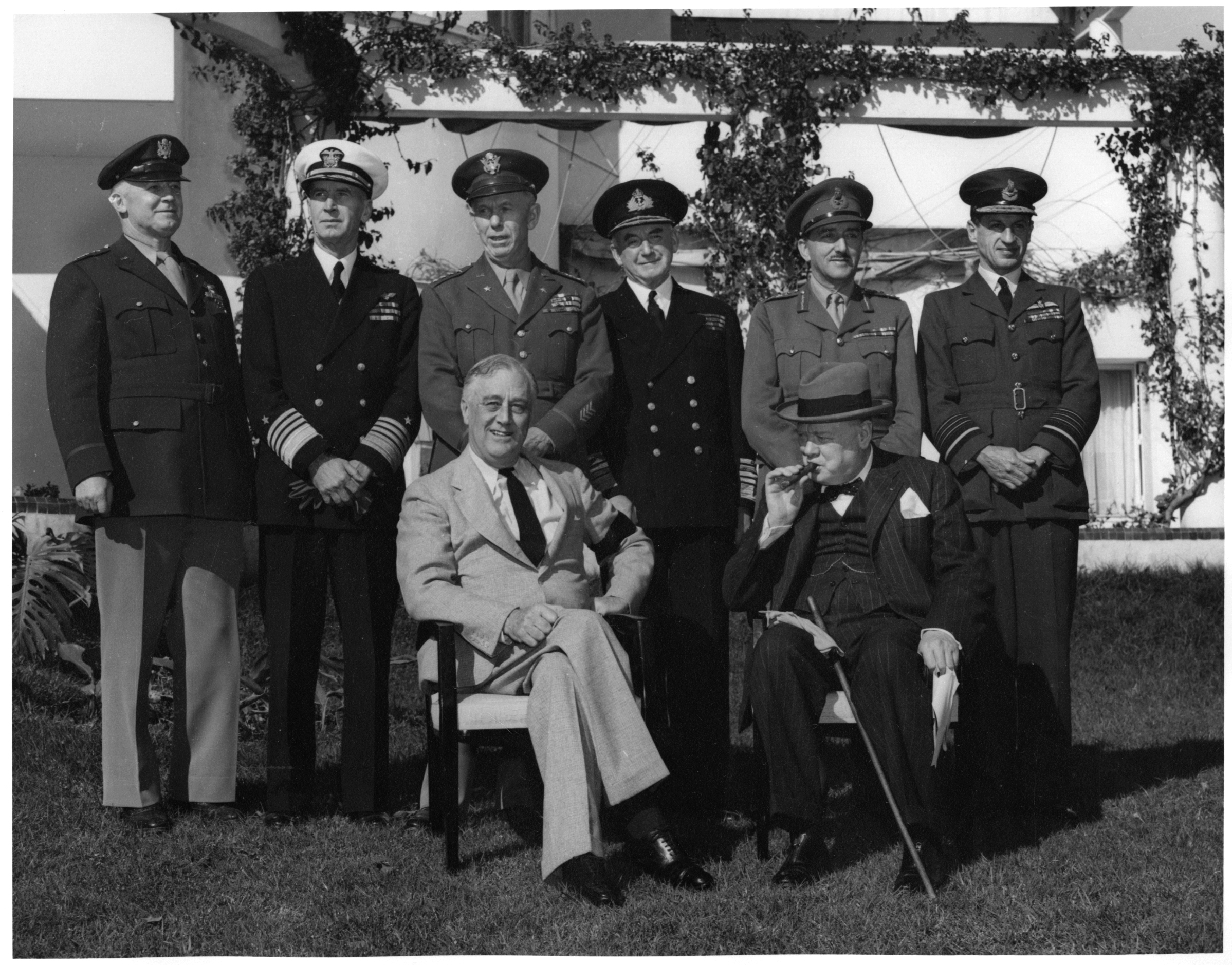 Franklin D Roosevelt Troops WWII Casablanca 8x10 Photo L-46 